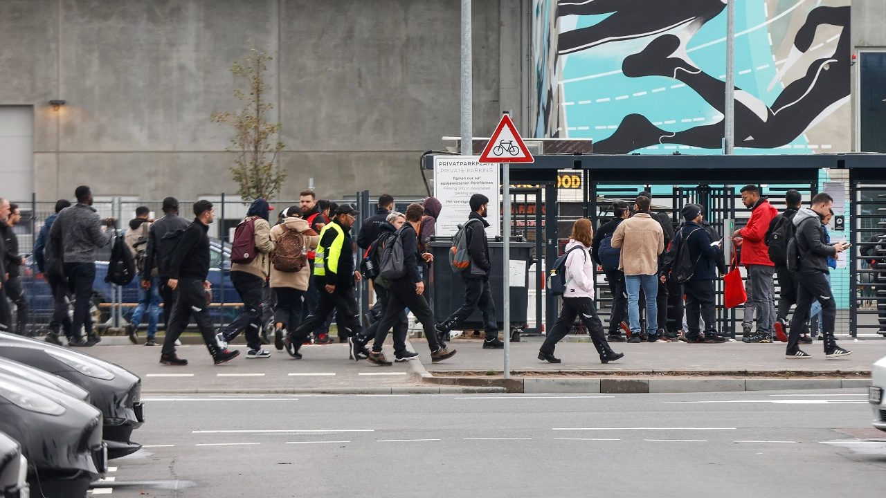 Blitz-Aktion der IG Metall bei Tesla im Oktober 2023