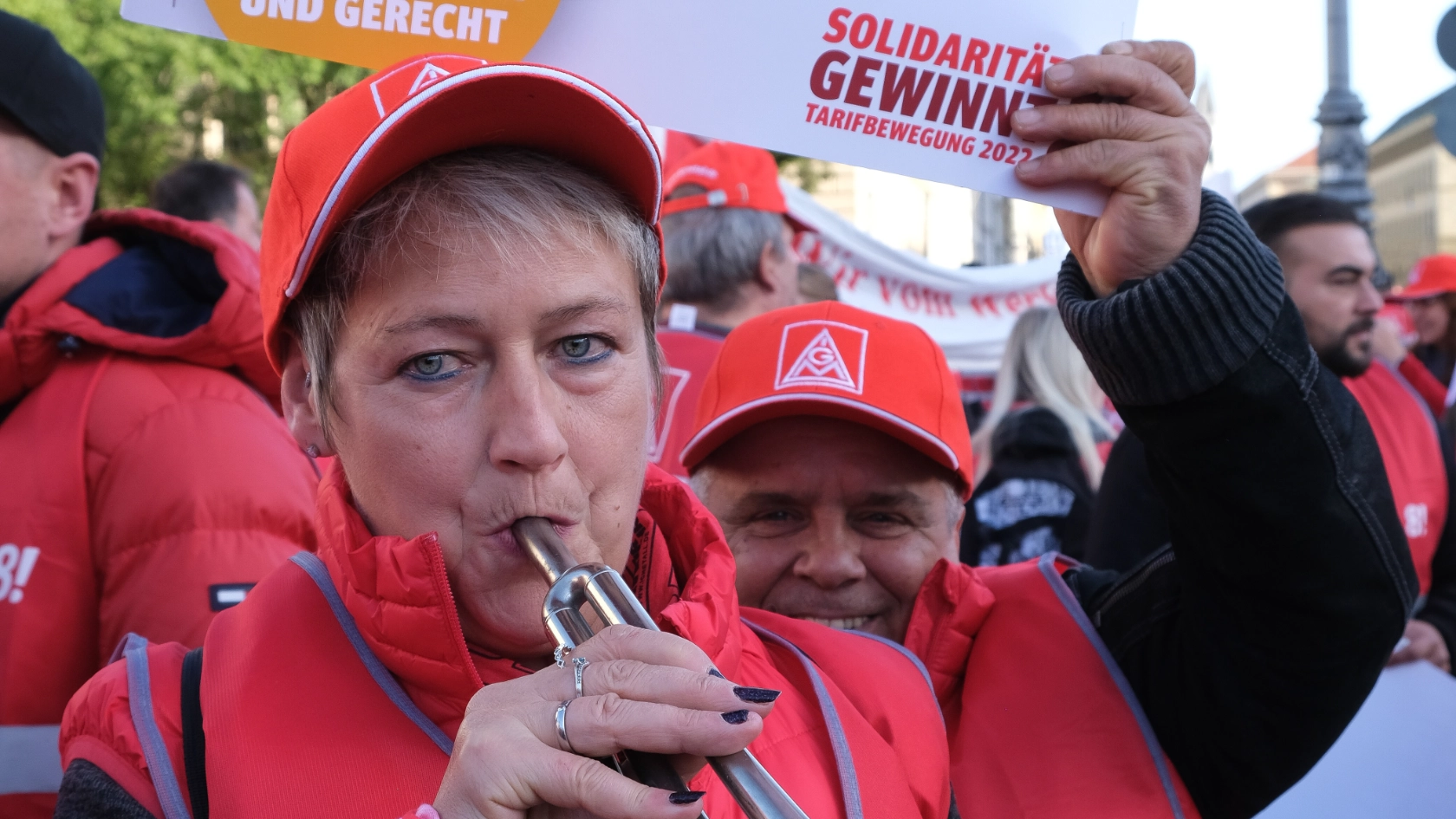 Gebt 8! Demo und Kundgebung zur 2. Tarifverhandlung in München