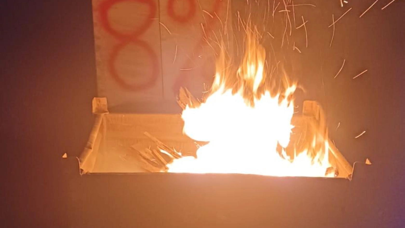 Angrillen der 1. Warnstreikwelle bei der Luitpoldhütte