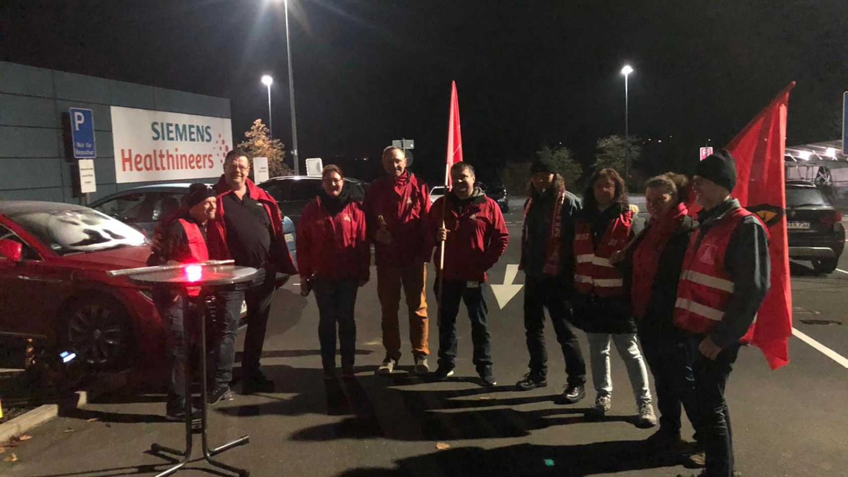 Warnstreikauftakt in der Nachtschicht