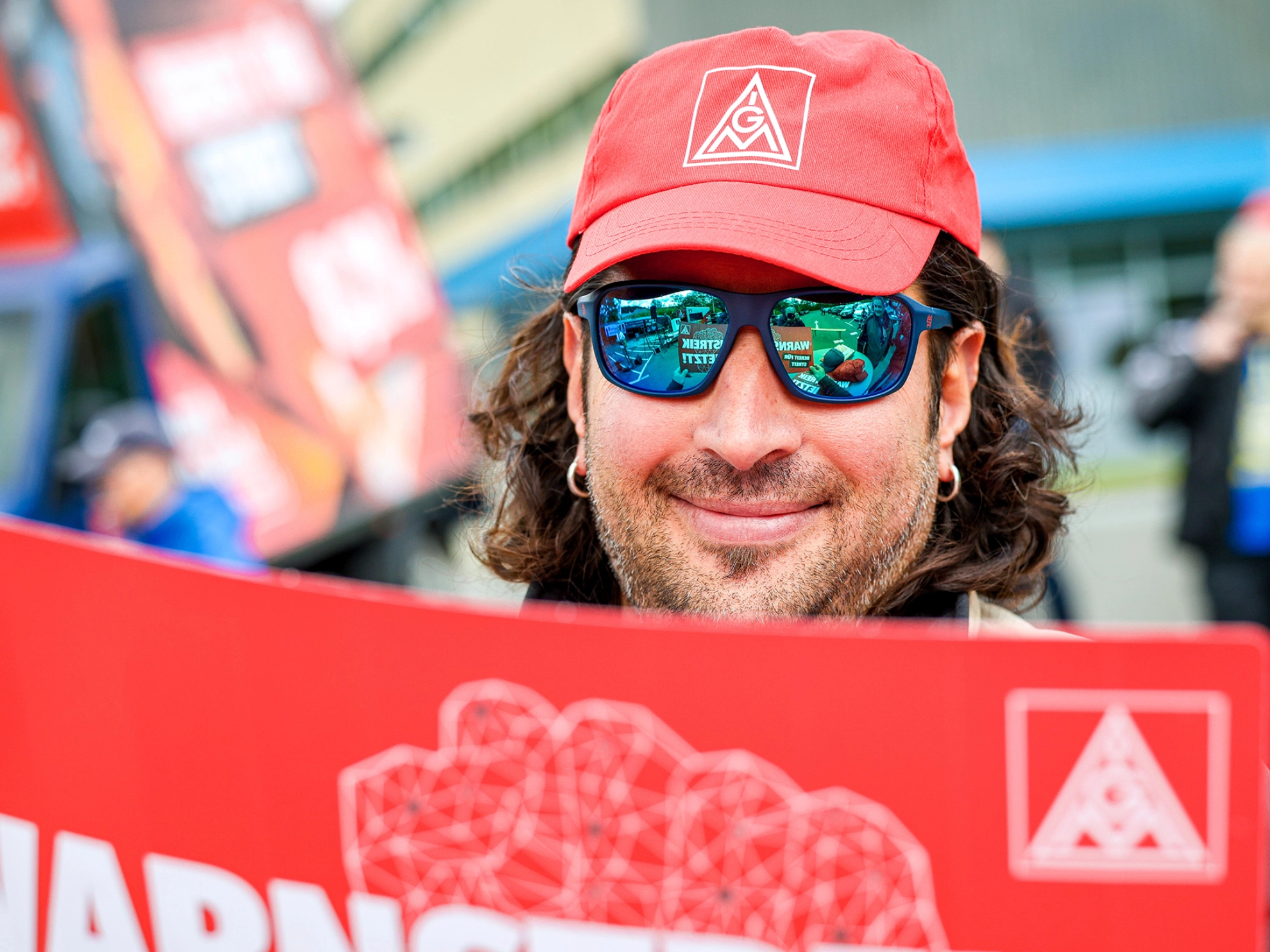 Tarifrunde Eisen und Stahl: Warnstreik Thyssenkrupp Steel Finnentrop