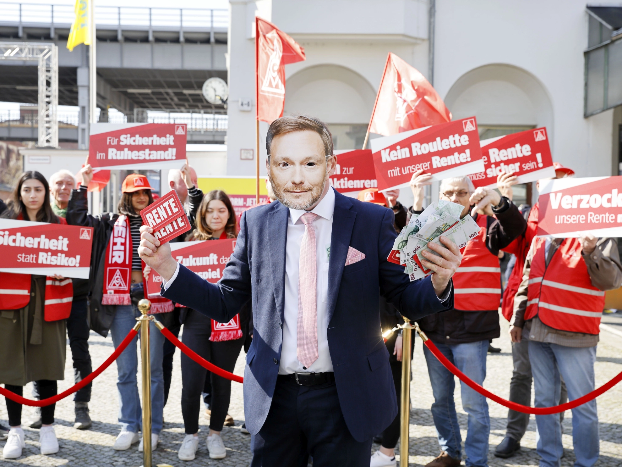 Verzockt unsere Rente nicht! IG Metall Demonstriert gegen die Aktienrente.