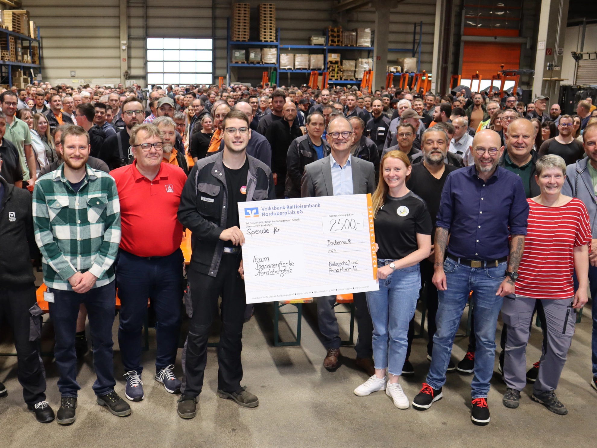 BR_spendenuebergabe_bananenflanke