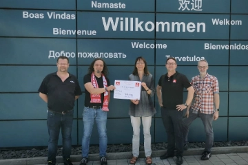 IG Metall Vertrauensleute bei Siemens in Kemnath spenden an die Tafel