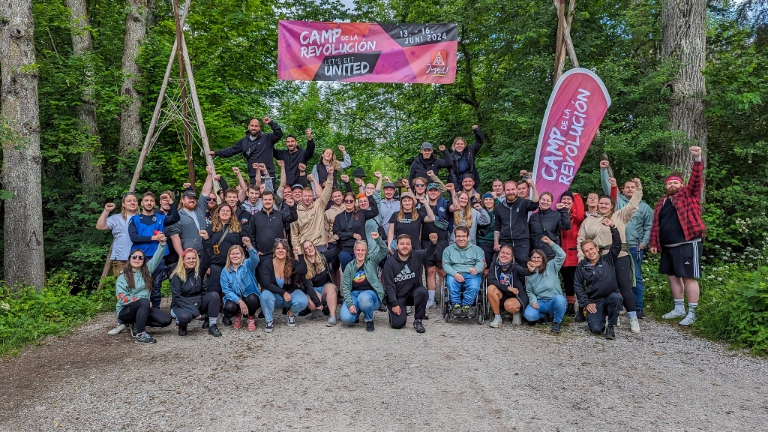 Gruppenfoto_campdelarevolucion_2024