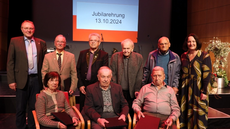 2024_10_jubilarehrung_amberg_gruppenfoto_70