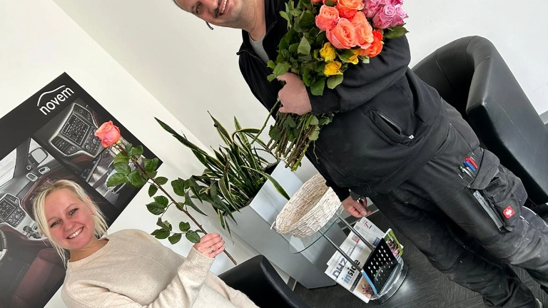 Am Internationalen Frauentag setzt die IG Metall Amberg ein Zeichen: Aktionen in Betrieben wie emz, Grammer & Luitpoldhütte für Gleichberechtigung. Engagement für eine gerechtere Arbeitswelt. #Gleichstellung #IGMetallAmberg #Frauentag