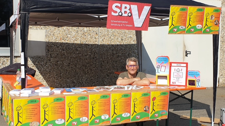 Betriebsversammlung bei ATU Weiden mit Infoständen 04/22