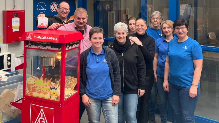 wurden die Kolleginnen mit Popcorn