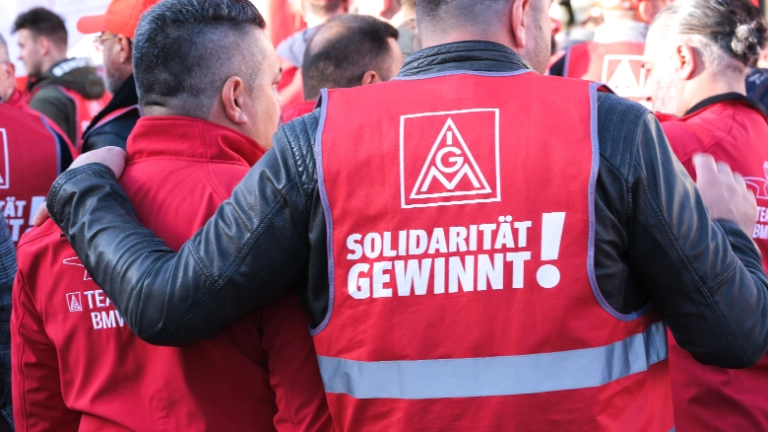 Gebt 8! Demo und Kundgebung zur 2. Tarifverhandlung in München