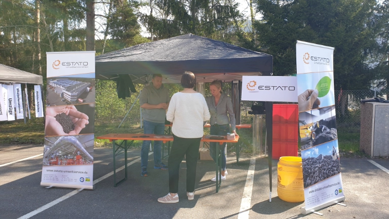 Betriebsversammlung bei ATU Weiden mit Infoständen 04/22