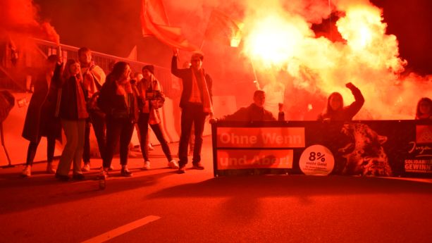 Eindrücke von der Mitternachtsaktion bei Grammer zum Ende der Friedenspflicht in der TR MuE 2022